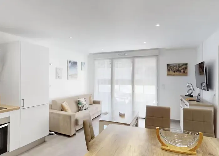 Lumineux 3 Pieces Avec Terrasse Et Parking - Proche Apartment