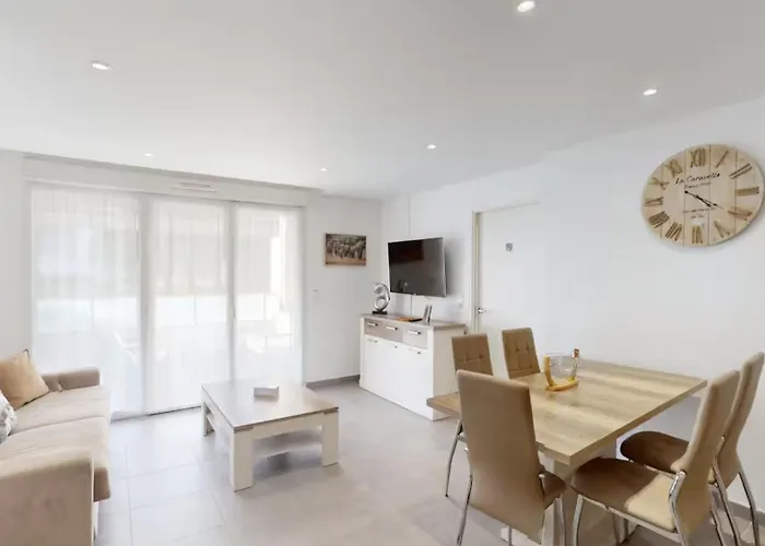 Lumineux 3 Pieces Avec Terrasse Et Parking - Proche