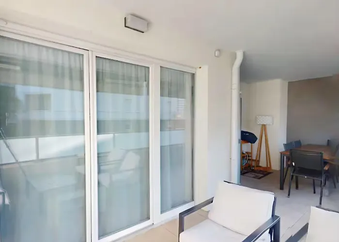 Apartment Lumineux 3 Pieces Avec Terrasse Et Parking - Proche Villeneuve-Loubet